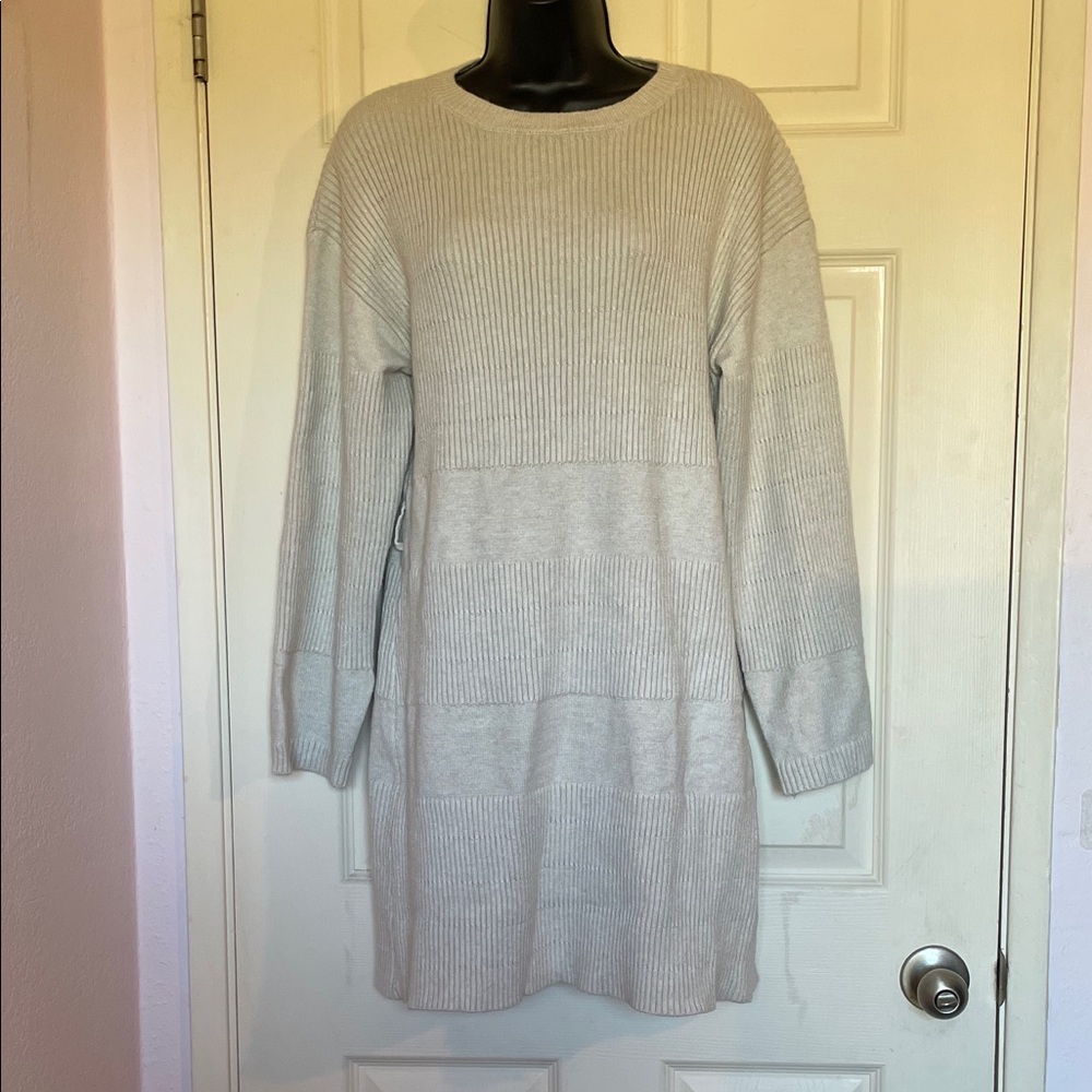 Chic Long Sleeve Knit Dress in Gray